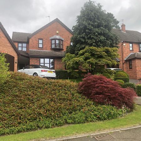 Wilmslow Airbnb Dış mekan fotoğraf