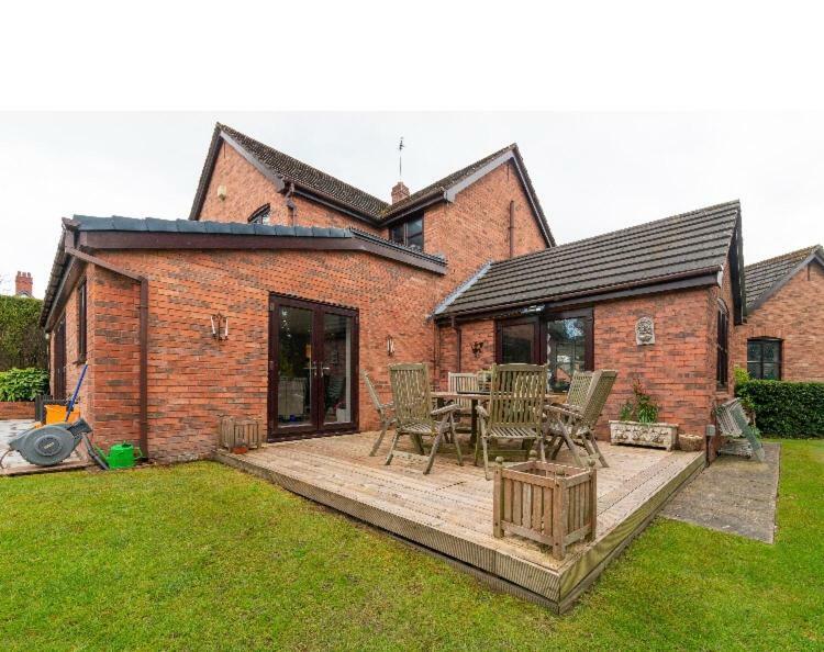 Wilmslow Airbnb Dış mekan fotoğraf